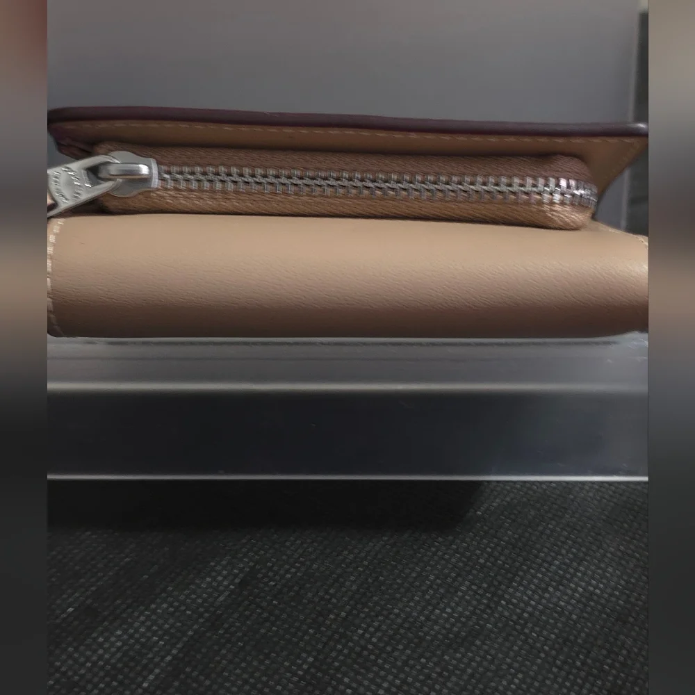 Coach Leather Wallet Taupe/Sand NWT - Picture 5 of 11